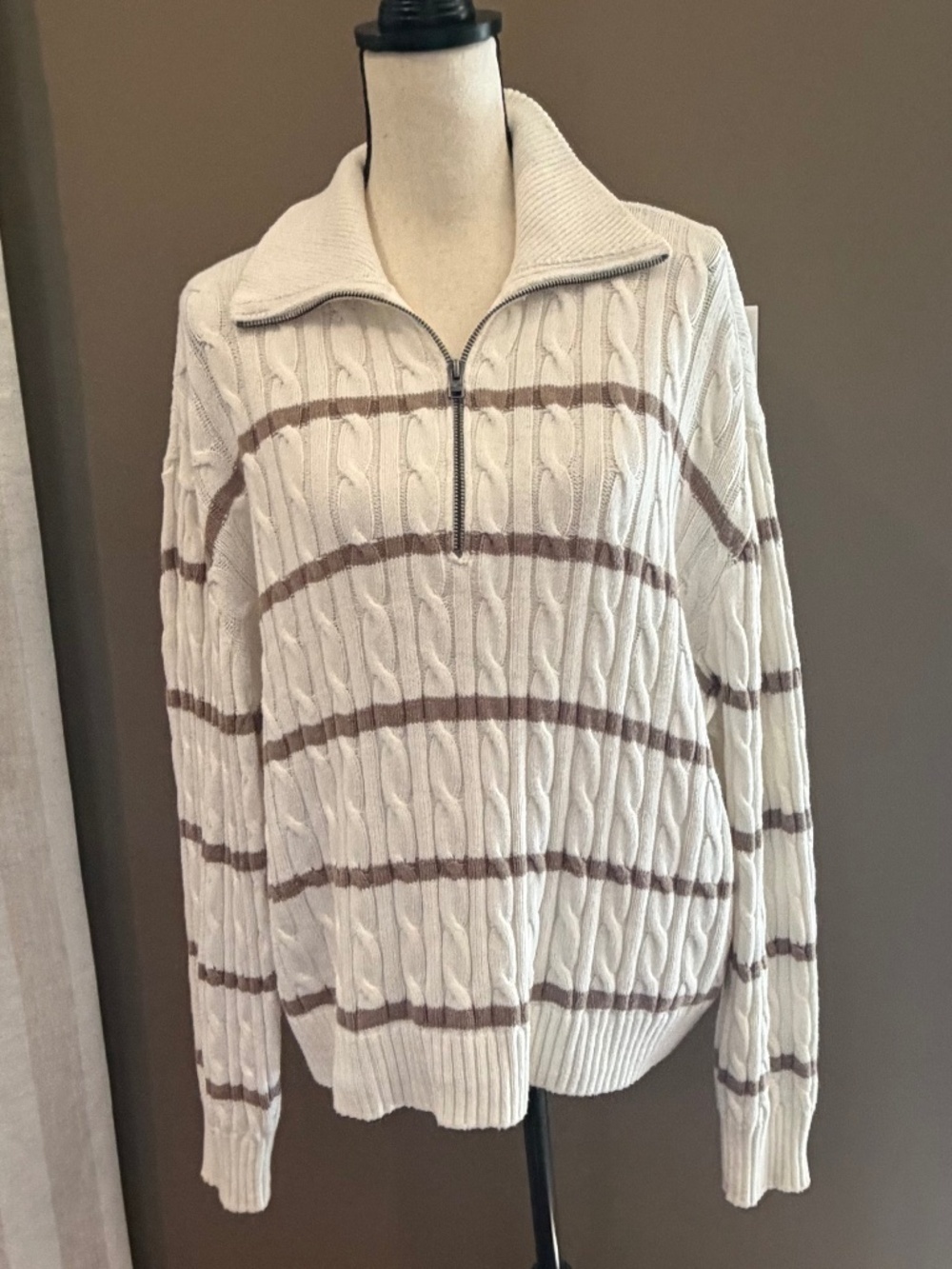 Hollister Women's White & Tan Cable Knit Oversized Half-Zip Sweater, Size Medium